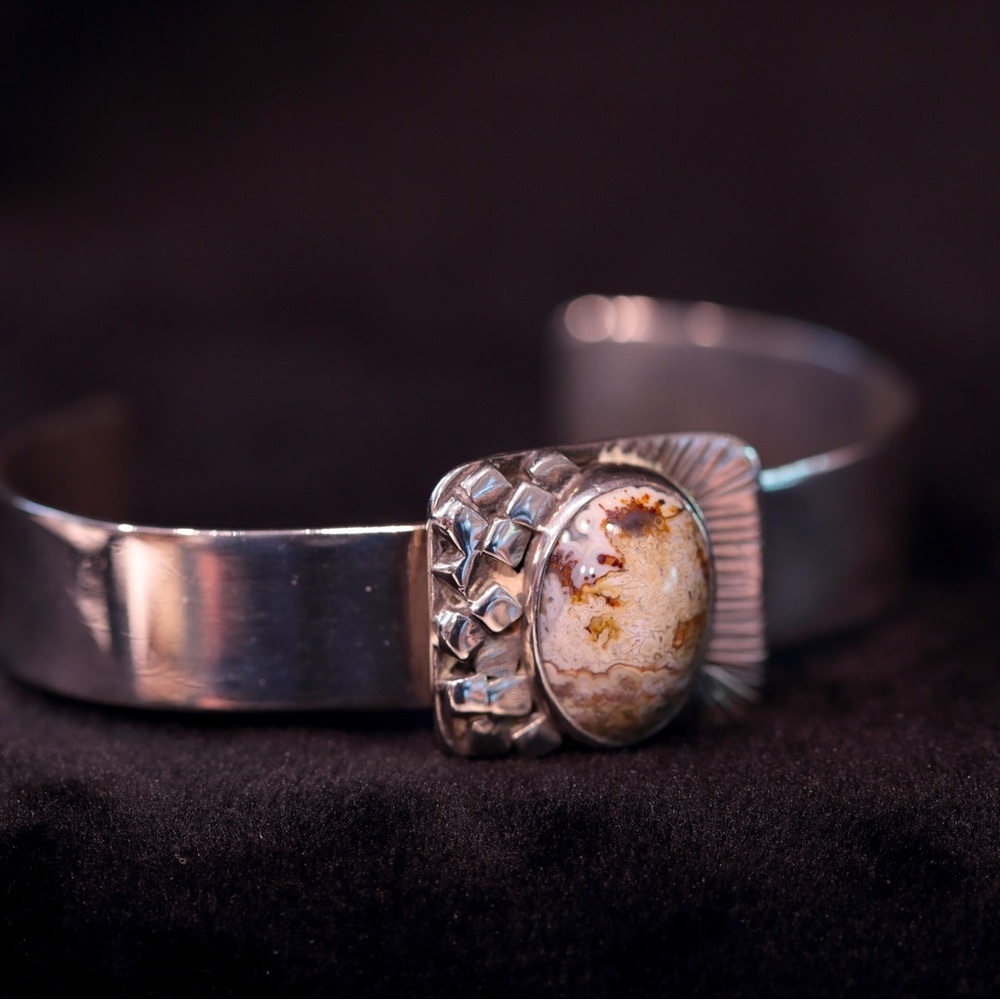NEW .925 sterling Custom designed lacy agate bracelet
